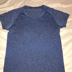 Lululemon swiftly tech blue shirt